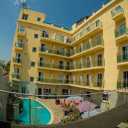 Sun Beach Лорет де Мар Екстериор снимка